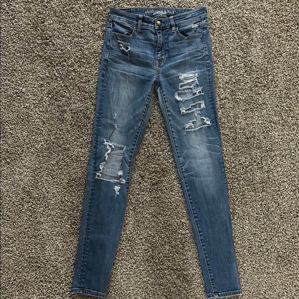 American Eagle Outfitters Women's Distressed Blue Jeans